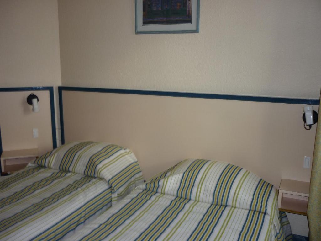 Hotel Entre 2 Mers Proche Bordeaux Carbon-Blanc ห้อง รูปภาพ