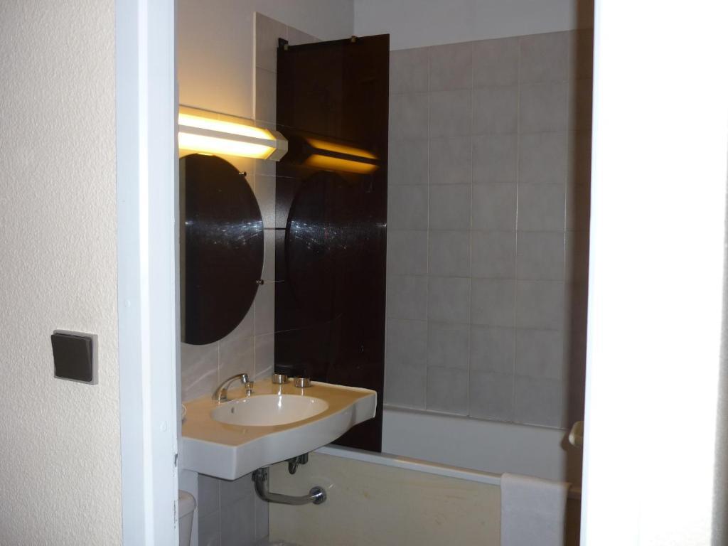 Hotel Entre 2 Mers Proche Bordeaux Carbon-Blanc ห้อง รูปภาพ