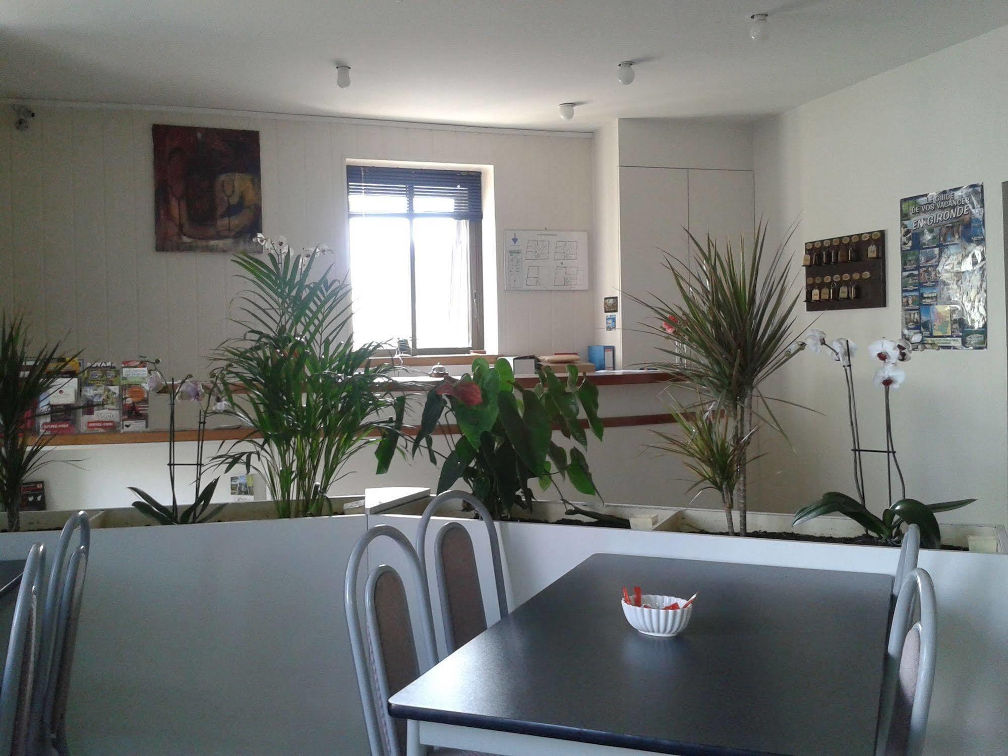 Hotel Entre 2 Mers Proche Bordeaux Carbon-Blanc ภายนอก รูปภาพ
